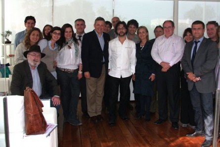 Quique Dacosta junto a los fabricantes de material de restauración