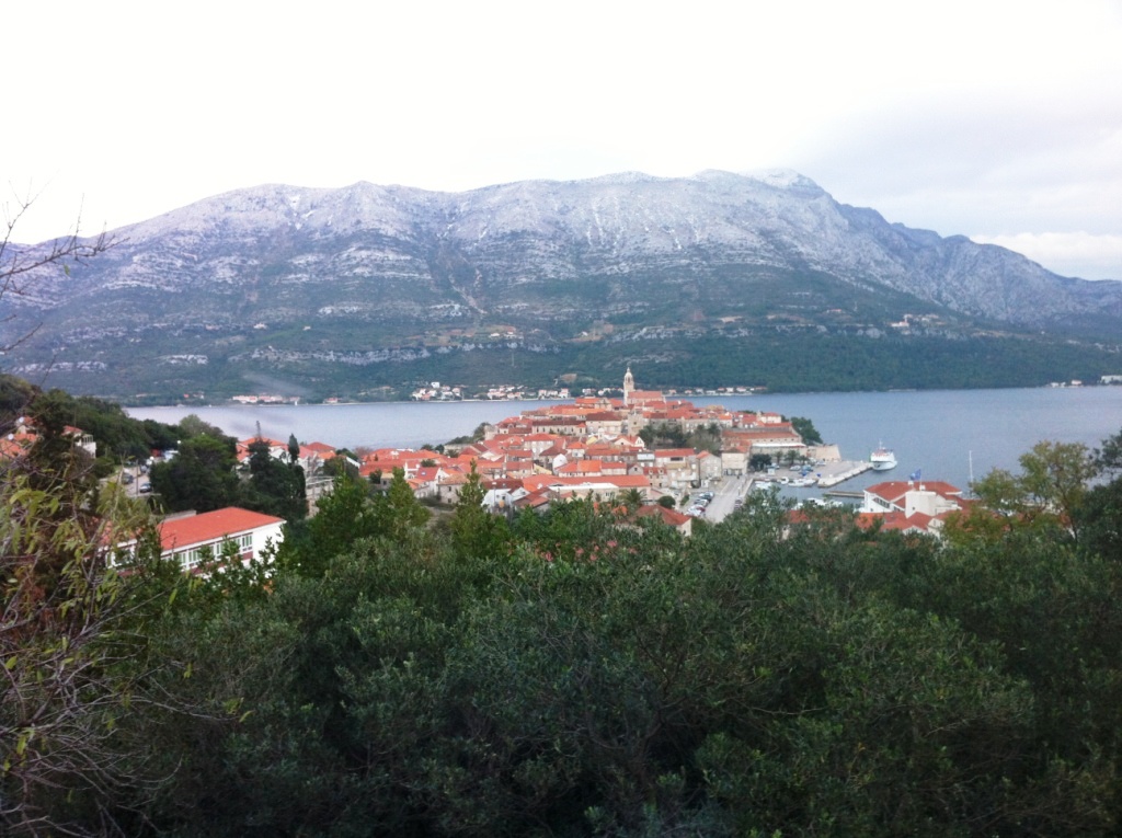 Ciudad de Korcula y la peninsula de Peljessac