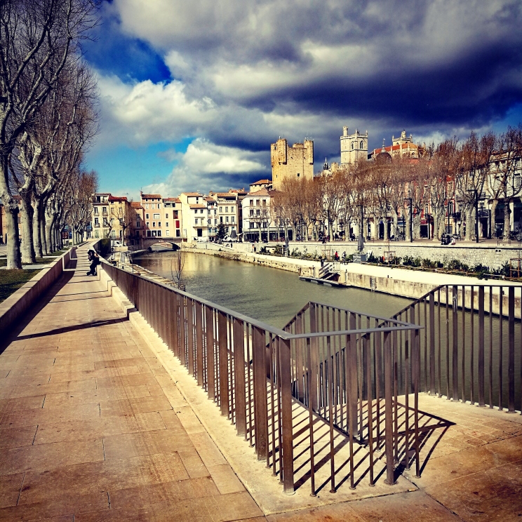 Paseo del río donde los jueves hay mercado. Foto: Mónica Ramírez 