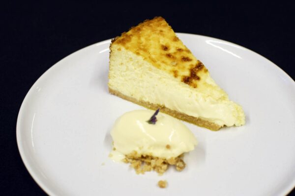 Tarta ganadora, a base de queso fresco y azul de cabra 