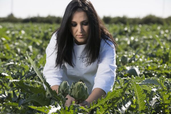 Aurora Torres, cocinera y recolectora en la Vega Baja