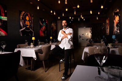 Issam Koteich en su restaurante, Cordero.