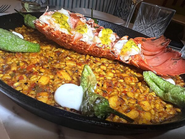 Arroz con langosta y bearnesa estragón. Foto, Pamela Villagra.