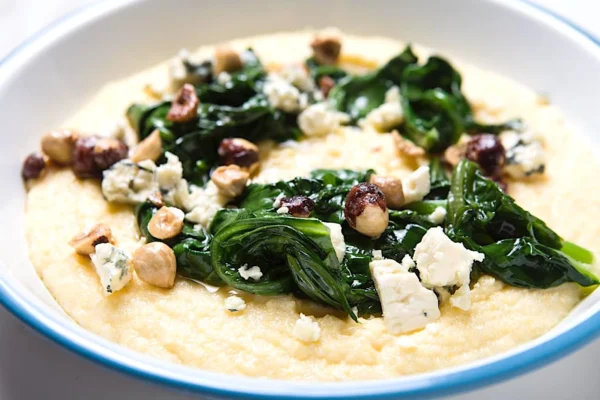 Polenta con queso azul. Narda Lepes en Narda Comedor.