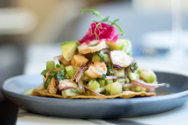 Tostada de mariscos de Los Aguachiles